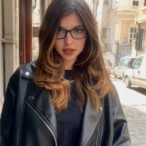 Meet your Posher, Merin